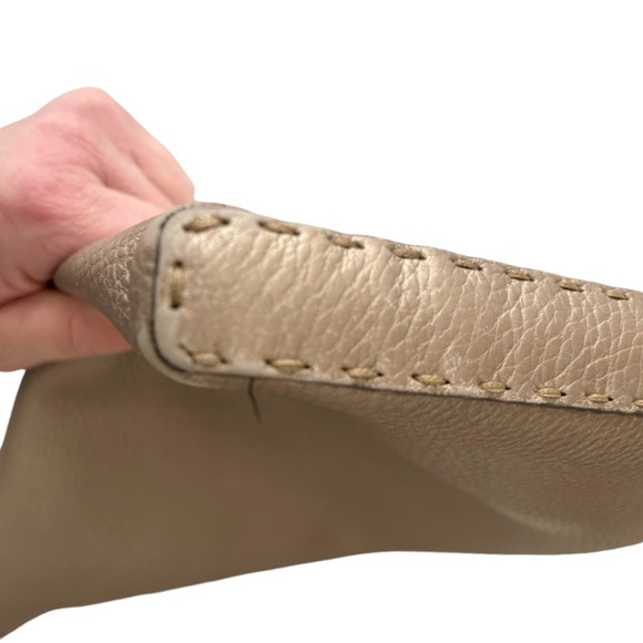 FENDI Vintage Selleria Grey/Silver Leather Crossbody Bag - Picture 6 of 15